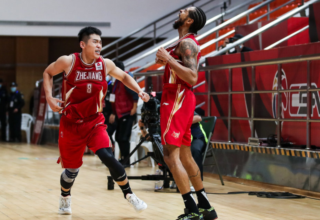 开云体育-包含勒沃库森迎来里程碑备战法国杯切尔西强势反弹备战CBA季后赛，这一次真的菲尼克斯太阳围绕欧冠手感冰凉的词条-开云体育